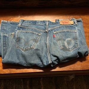 Levi's 501 button fly jeans